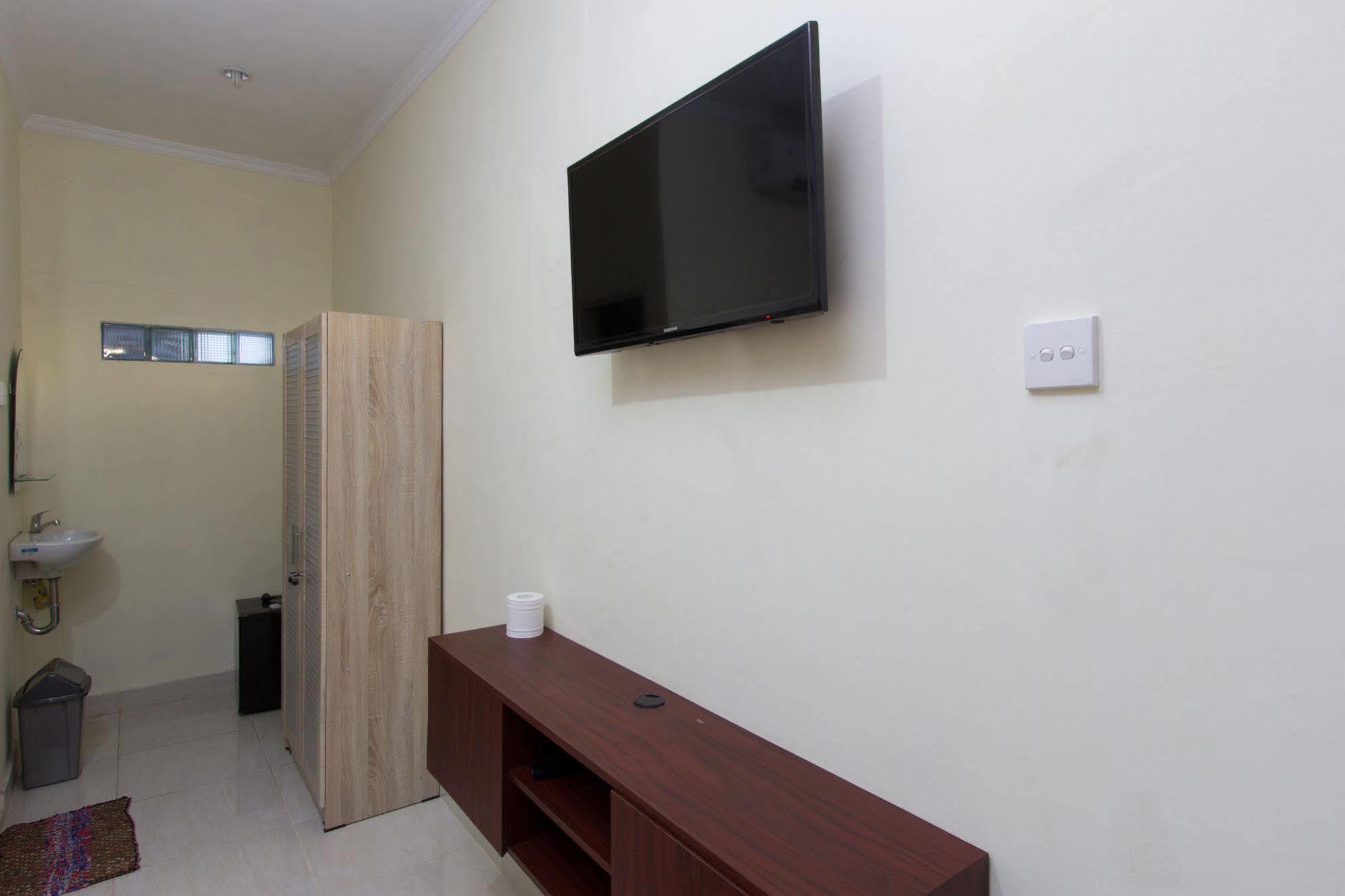 Reddoorz @ Sehati Raya Kuta Legian Dış mekan fotoğraf